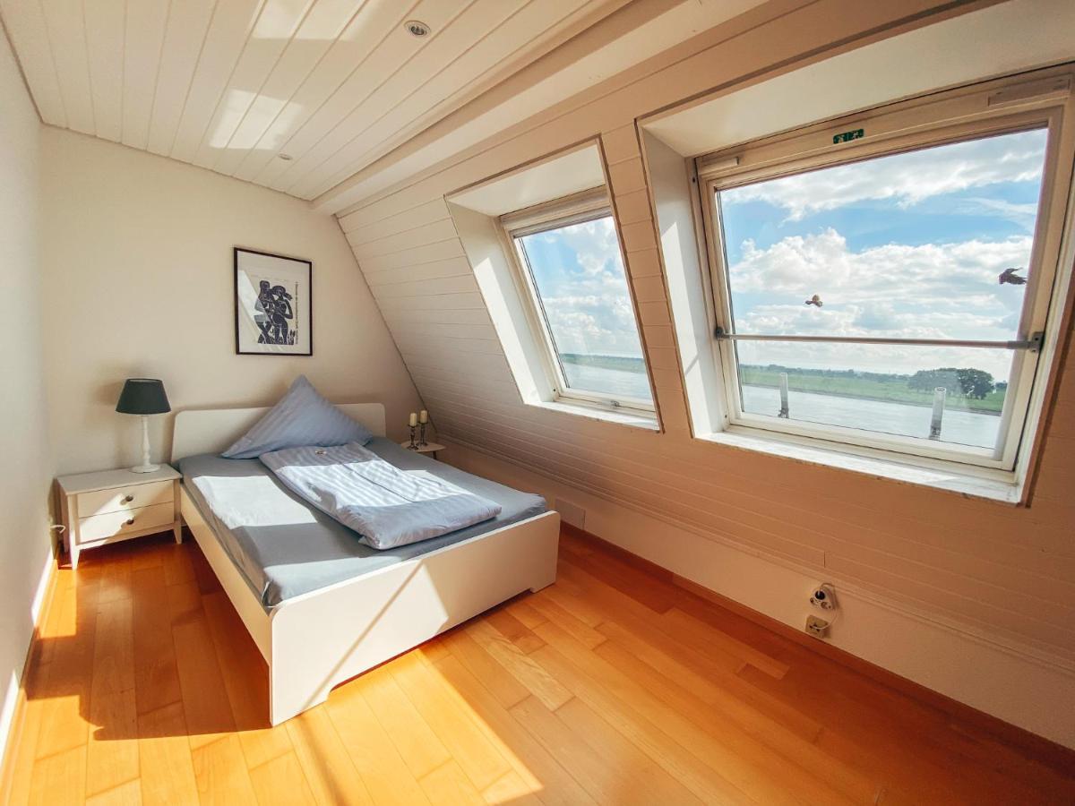 Rheinloft 3 - Grosse Giebelwohnung Mit Dachterrassen An Der Rheinpromenade Emmerich Kültér fotó